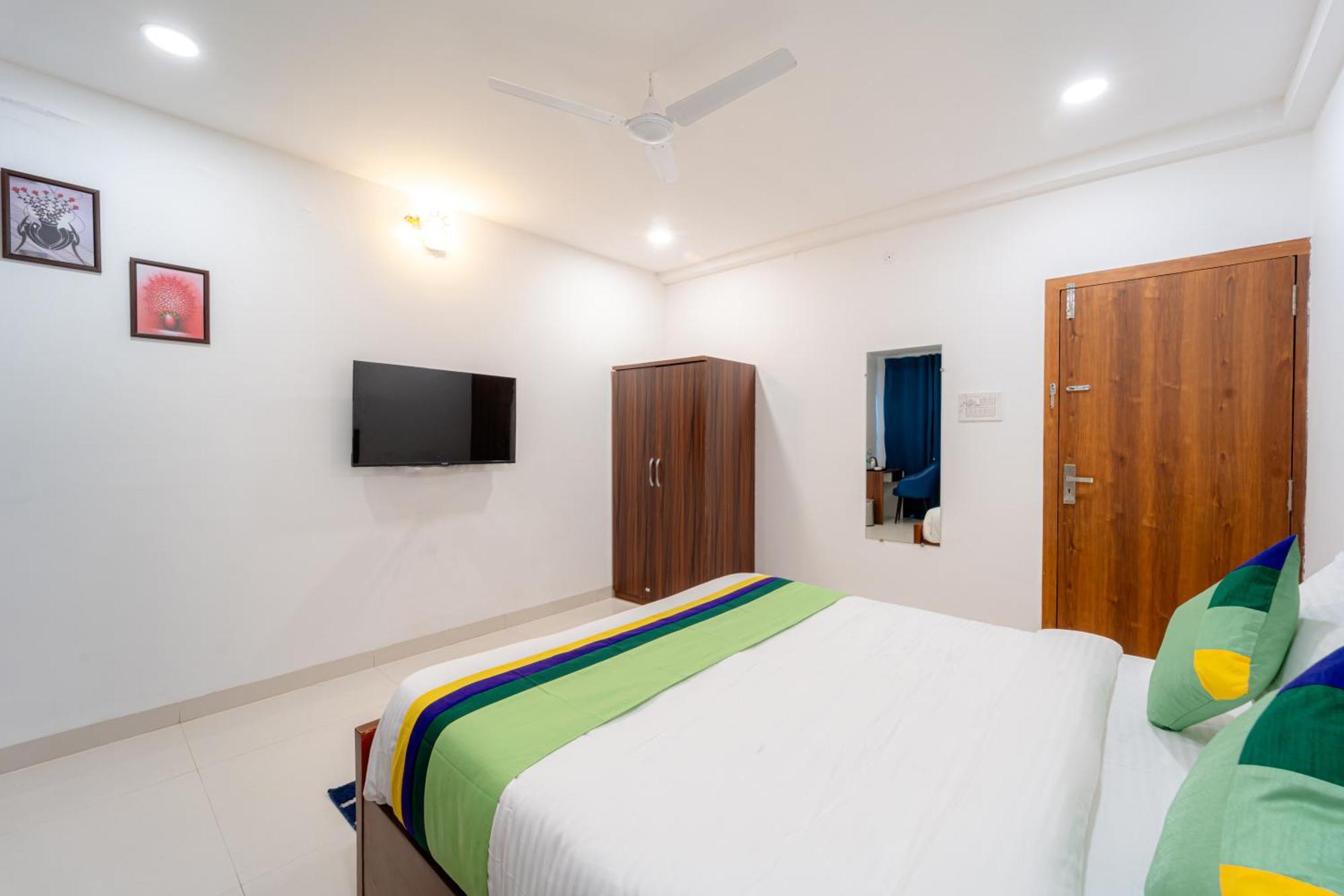 Hotel Treebo Pure Earth Stay, Vijay Nagar